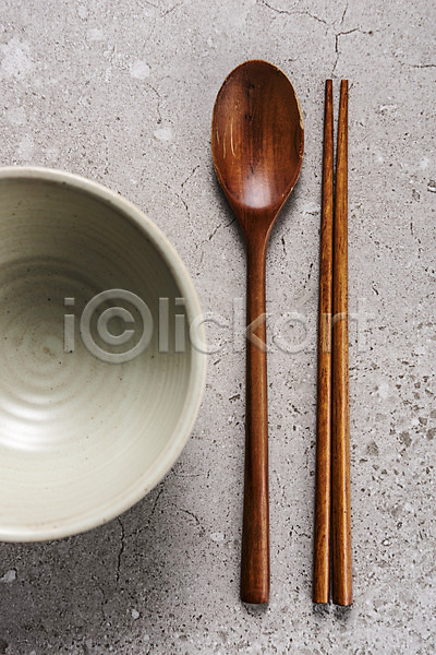 사람없음 JPG 포토 하이앵글 그릇 사기그릇 숟가락 스튜디오촬영 실내 전통 젓가락 주방용품