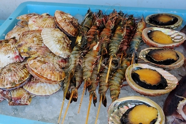 사람없음 JPG 포토 가리비 꼬치 대하 야외 어시장 얼음 음식 이바라키 일본 전복(해산물) 전시 주간 해산물