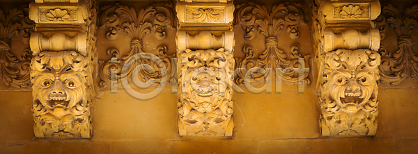 고급 사람없음 JPG 포토 해외이미지 건축양식 고딕 골동품 궁전 그런지 금속 도시 디자인 땅 미술 바로크 발코니 백그라운드 복고 석회암 솜씨 수확 숫자 역사 옛날 유럽 이탈리아 재산 전통 조각 조각상 주택 질감 해외202004 해외포토