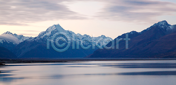 새로움 사람없음 JPG 포토 해외이미지 계곡 구름 눈내림 뉴질랜드 물 반사 빙하 산 산악지대 생태학 섬 숲 안테나 알프스 암초 여름 요리 웅장함 자연 절정 초록색 터키석 파노라마 파란색 풍경 하늘 해외202004 해외포토 호수