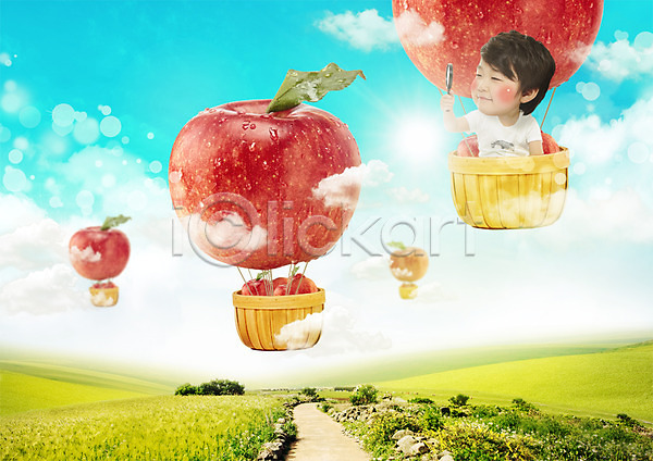 남자 어린이 한국인 한명 PSD 편집이미지 구름(자연) 돋보기 사과(과일) 상반신 열기구 초원(자연) 편집 하늘