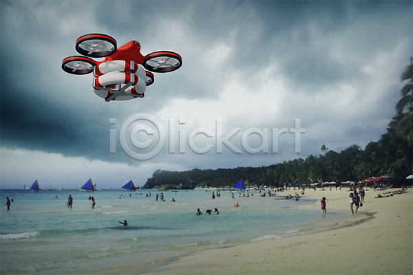 남자 여러명 여자 3D PSD 디지털합성 편집이미지 구름(자연) 그래픽 드론 디지털아트 비행 야외 여행객 인명구조 주간 튜브 하늘 해변