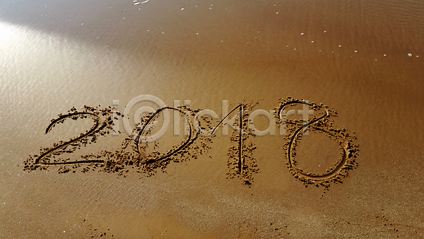 새로움 사람없음 JPG 포토 해외이미지 교육 그림 내추럴 디자인 메시지 모래 모래사장 물 바다 백그라운드 숫자 여름(계절) 연도 자연 질감 캐릭터 컨셉 크리스마스 파도 파란색 패턴 편지 필기체 해변 해외202004