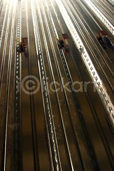 사람없음 JPG 포토 해외이미지 골절 금속 무거움 바닥 발자국 백그라운드 비즈니스 산업 선 솜씨 의무 지붕 철강 추상 해외202004
