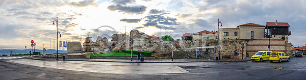 사람없음 JPG 포토 해외이미지 건축양식 골동품 구시가지 도시 바다 박물관 벽 불가리아 비잔틴 산책로 섬 성 아침 야외 여름 여행 역사 유럽 탑 파노라마 파멸 풍경 해외202004 해외포토 휴가 휴양지