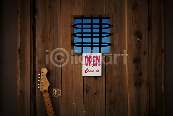 사람없음 JPG 포토 기타 목조주택 상점 쇠창살 오픈 창문
