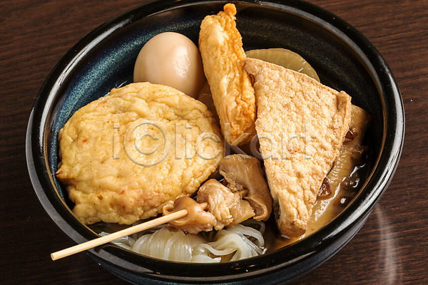 사람없음 JPG 포토 계란 그릇 꼬치어묵탕 뚝배기 어묵 어묵탕 음식 일본음식 접시