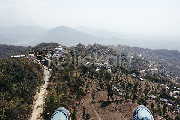 한명 JPG 포토 항공촬영 네팔 산 신발 안나푸르나 야외 자연 주간 풍경(경치) 하반신 해외풍경