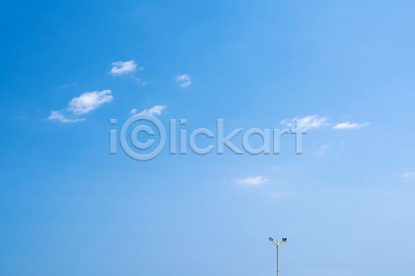 여유 평화 휴식 사람없음 JPG 포토 가로등 구름(자연) 야외 여름(계절) 여름풍경 주간 풍경(경치) 하늘 휴가