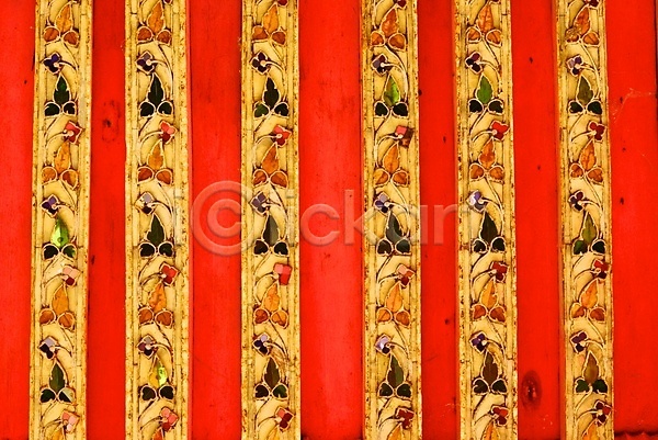 고급 사람없음 JPG 포토 해외이미지 갈색 강렬 거울 골동품 기둥 대나무 묘사 문화 미술 빨간색 심볼 아시아 업무 옛날 장식 전통 태국 해외202004 핸드메이드 황금