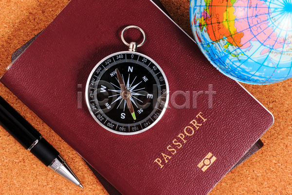 사람없음 JPG 포토 해외이미지 나침반 실내 여권 여행 오브젝트 지구본 펜 해외202004