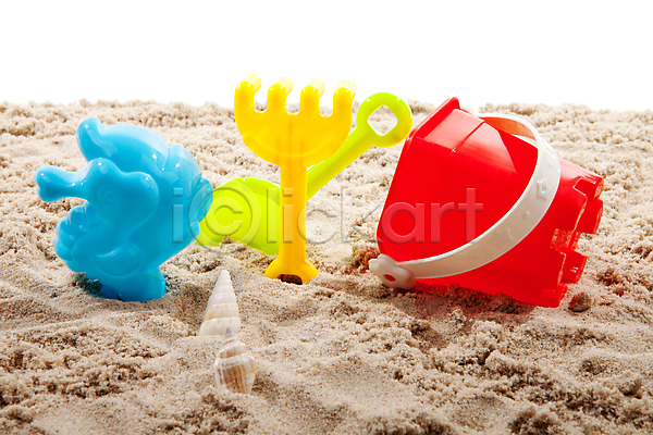 쉬는시간 사람없음 어린이 JPG 포토 해외이미지 갈퀴 놀이 돌고래 모래 삽 양동이 여름(계절) 장난감 플라스틱 해외202004 휴가