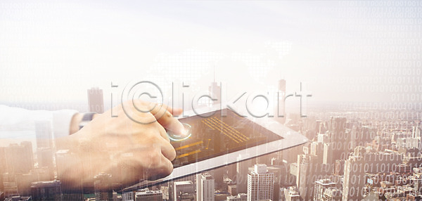 신체부위 한명 PSD 편집이미지 도시 들기 디지털 비즈니스 빌딩 손 숫자 태블릿 터치 편집 한손 홀로그램
