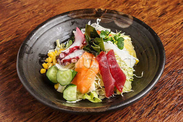 사람없음 JPG 포토 문어회 샐러드 생선회 오이 옥수수콘 일본음식 접시 해산물 회 회덮밥
