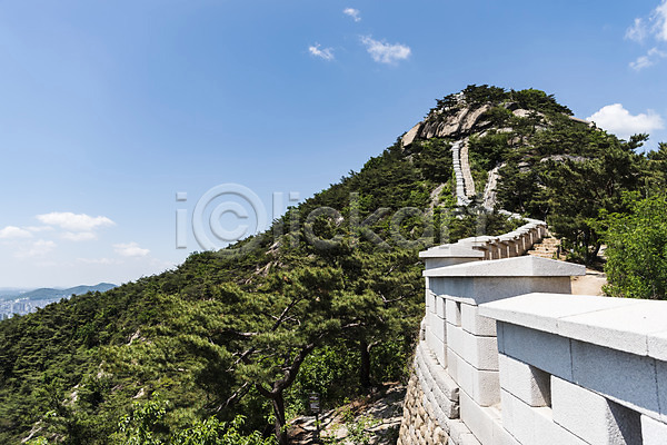 사람없음 JPG 포토 산 성 성곽길 야외 인왕산 자연 전통 주간 트래킹 풍경(경치) 하늘 한국 한국건축 한양도성