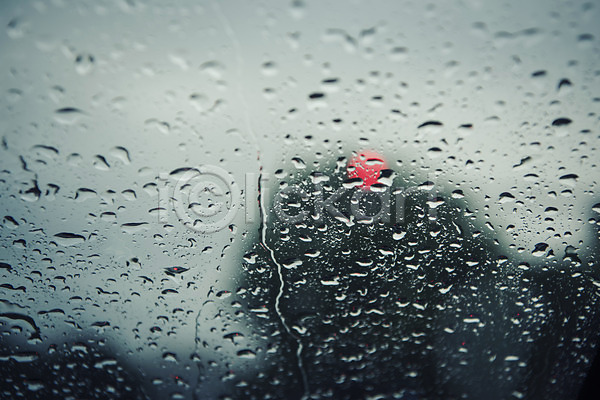 사람없음 JPG 아웃포커스 포토 동유럽 물방울 비 빗방울 야외 유럽 주간 창문 체코 풍경(경치) 프라하 해외