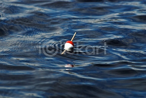 사람없음 JPG 포토 해외이미지 낚시 물 선 어류 지시 코르크 파란색 해외202004