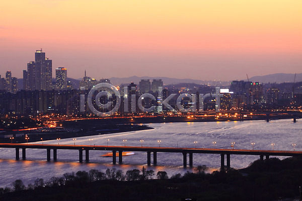 사람없음 JPG 포토 강 다리(건축물) 도시 도심 빌딩 야간 야경 야외 일몰 풍경(경치) 하늘 한강 한국