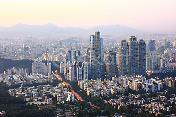 사람없음 JPG 포토 고층빌딩 노을 도시 도심 빌딩 산 아파트 야외 주간 풍경(경치) 한국