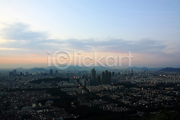 사람없음 JPG 포토 구름(자연) 노을 도시 도심 빌딩 산 야외 주간 풍경(경치) 하늘 한국