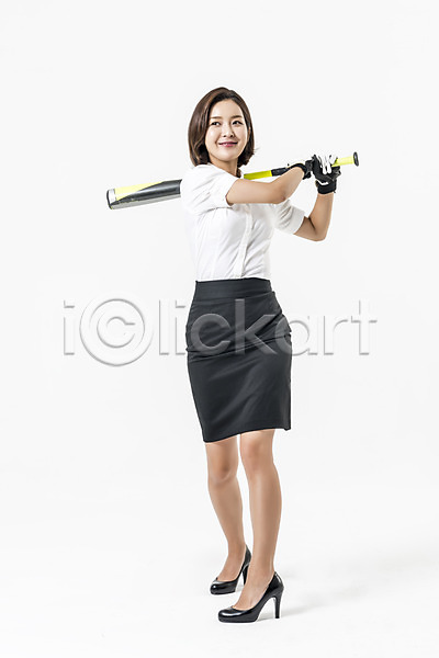 20대 성인 성인여자한명만 여자 한국인 한명 JPG 앞모습 포토 들기 비즈니스우먼 서기 스윙 스튜디오촬영 실내 야구 야구방망이 웃음 전신 정장 치마정장