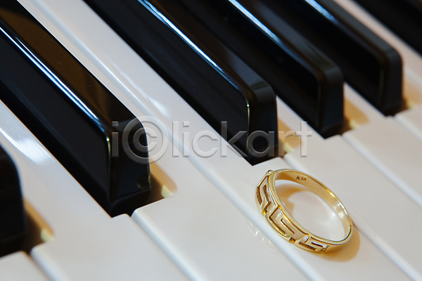 사람없음 JPG 포토 반지 실내 피아노(악기) 피아노건반 피아니스트 해외202004