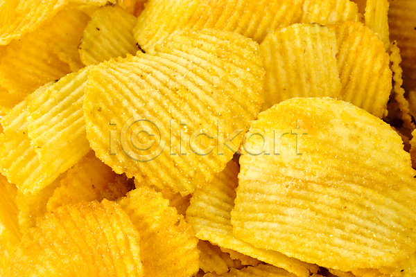사람없음 JPG 근접촬영 포토 해외이미지 가득함 감자칩 노란색 실내 칩(음식) 해외202004