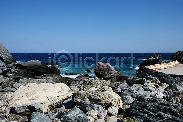 사람없음 JPG 포토 해외이미지 그리스 바다 섬 수평선 야외 여름(계절) 자연 지중해 파란색 하늘 해외202004 휴가