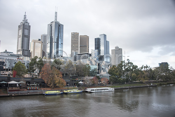 사람없음 JPG 포토 강 도시 배(교통) 빌딩 야외 주간 풍경(경치) 하늘 해외 해외풍경 호주