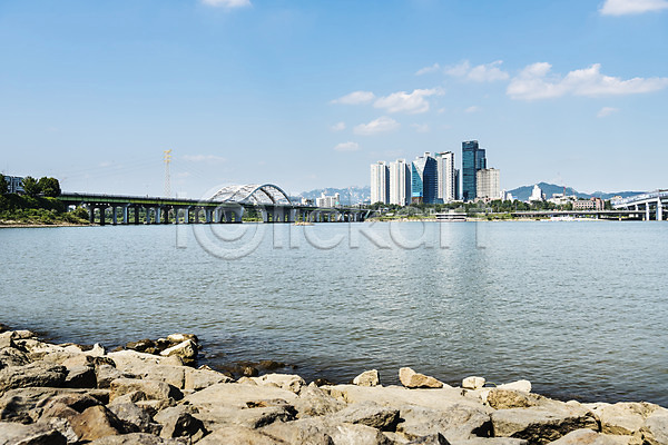 사람없음 JPG 포토 건물 건축 구름(자연) 다리(건축물) 바위 빌딩 서울 야외 양화대교 주간 풍경(경치) 하늘 한강 한강다리 한국