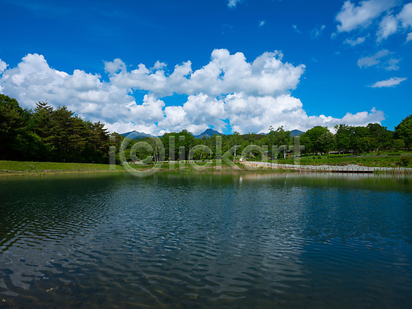 사람없음 JPG 포토 구름(자연) 나무 산 야외 자연 주간 풍경(경치) 하늘 호수