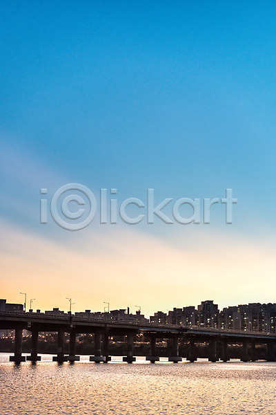 사람없음 JPG 포토 강 건물 노을 다리(건축물) 빌딩 서울 야외 주간 천호대교 풍경(경치) 하늘 한강