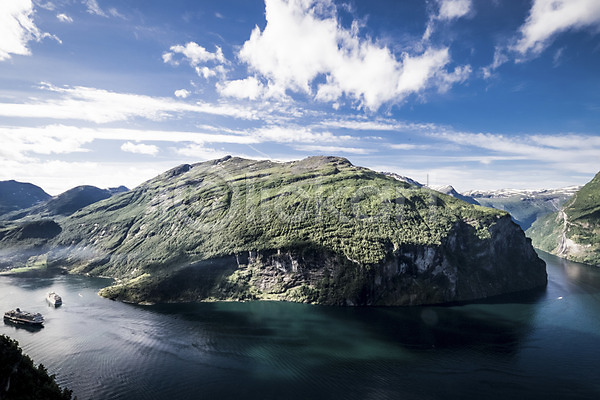 사람없음 JPG 포토 강 구름(자연) 노르웨이 맑음 산 야외 유람선 유럽 유럽풍경 자연 절벽 주간 풍경(경치) 하늘 해외풍경