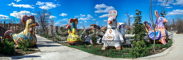 복잡 산책 사람없음 어린이 JPG 포토 해외이미지 가족 강 건축양식 공원 기념품 길 나무 놀이터 동물 동물원 마을 바비큐 백조 생태학 숲 시골 식당 식물 야외 연못 우크라이나 자연 조류 주말 카페 패스트푸드 해외202004 해외포토 호텔 휴가