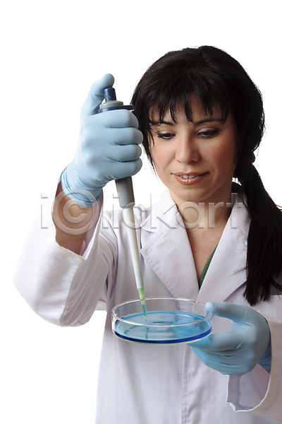 분석 사람 여자 한명 JPG 포토 해외이미지 검사(조사) 고립 과학 과학자 산업 생명공학 생물학 시험 실험 실험실 약사 업무 의사 장갑 직업 측정 해외202004 화학약품 화학자 흰배경