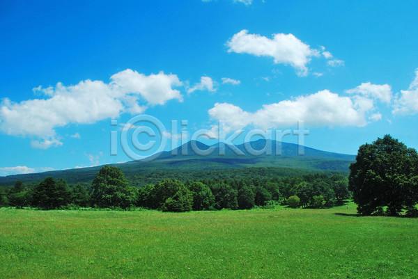 사람없음 JPG 포토 해외이미지 산 야외 언덕 여행 자연 주간 파란색 풍경(경치) 하늘 해외202004