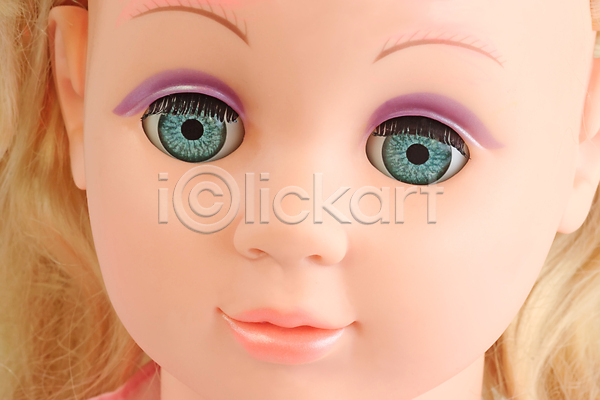 사람없음 어린이 여자 JPG 포토 해외이미지 눈(신체부위) 닫기 묘사 얼굴 오브젝트 인형 장난감 피부 해외202004