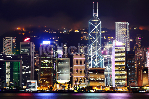 사람없음 JPG 포토 해외이미지 건물 고층빌딩 도시 도시풍경 도심 야간 야경 야외 하늘 해외202004 홍콩