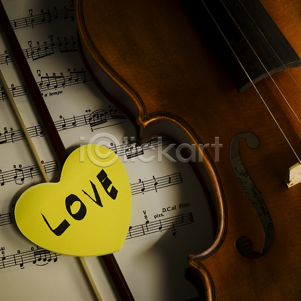사랑 사람없음 JPG 포토 해외이미지 바이올린 바이올린활 손글씨 악보 영어 오브젝트 음악 하트 해외202004