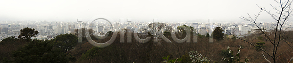 상승 동양인 사람없음 JPG 포토 해외이미지 거리 건물 건축양식 고층빌딩 교토 도시 도시풍경 라이프스타일 바쁨 비즈니스 스카이라인 아시아 여행 일본 큼 타운 탑 파노라마 하늘 해외202004 해외포토