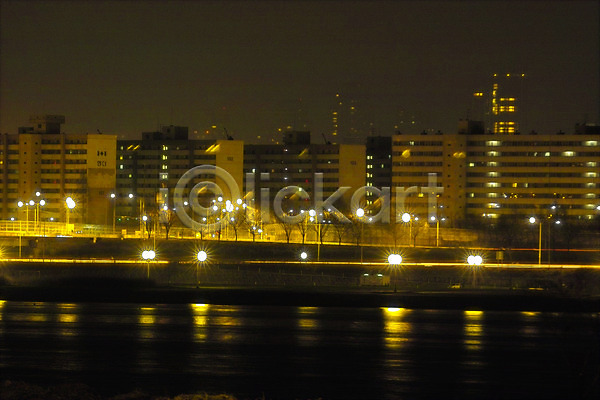 사람없음 JPG 포토 건물 건축 건축물 도시 백그라운드 빛 서울 아파트 야간 야경 야외 자연 전등 조명 풍경(경치) 한강 한국