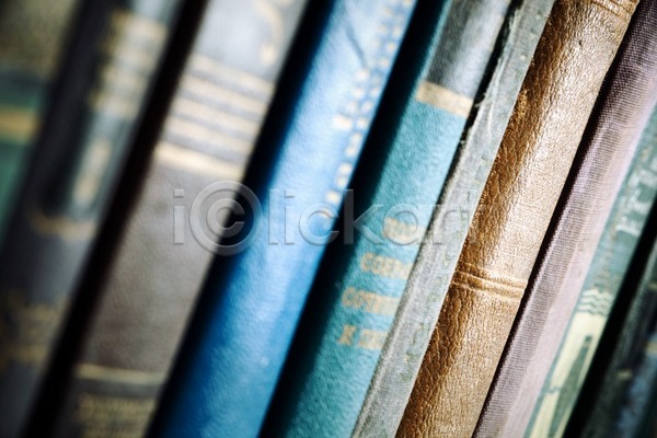 클래식 사람없음 JPG 포토 해외이미지 골동품 교육 도서관 디자인 많음 볼륨 세트 수확 옛날 오브젝트 이야기 인쇄 종이 줄서기 책 컨셉 파란색 해외202004