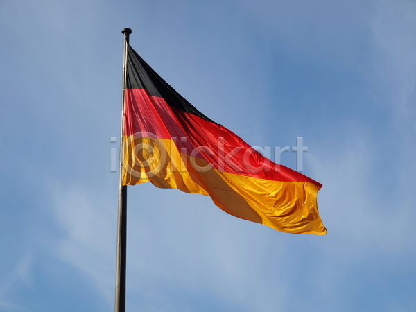 사람없음 JPG 포토 해외이미지 검은색 깃발 노란색 독일 베를린 빨간색 사인 심볼 유럽 전국 표준 해외202004