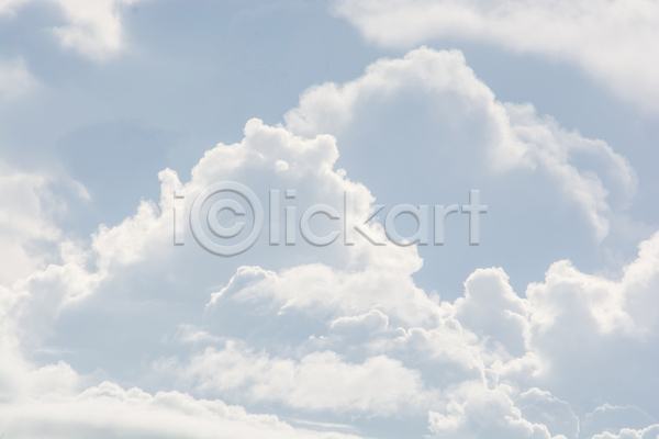 분위기 사람없음 JPG 포토 해외이미지 구름(자연) 날씨 뇌우 백그라운드 솜털 자연 재앙 천국 파란색 폭풍우 하늘 해외202004 환경