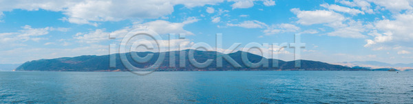 침묵 사람없음 JPG 포토 해외이미지 가로 강 공원 구름 내추럴 동쪽 물 반사 백그라운드 산 생태학 아시아 야외 여름 여행 자연 장면 중국 지역 파노라마 파란색 풍경 하늘 해외202004 해외포토 호수 휴가