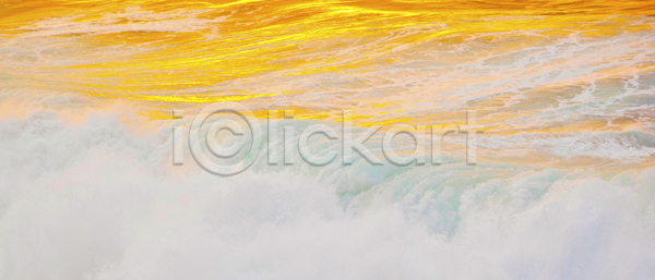 떨어짐 뜨거움 사람없음 JPG 포토 해외이미지 가을 거품 날씨 내추럴 노란색 모션 물 바다 반사 백그라운드 봄 분무기 빛 새벽 서핑 수평선 스페인 야외 여름 여행 일몰 자연 젖음 조류 추상 태양 파도 파란색 패턴 해외202004 해외포토 황금 흰색 힘