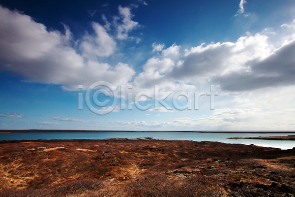 사람없음 JPG 포토 해외이미지 갈색 구름(자연) 물 바다 수평선 시골 아이슬란드 야외 파란색 풍경(경치) 하늘 해외202004 흰색