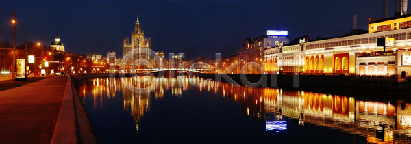 사람없음 JPG 포토 해외이미지 강 건물 대도시 도시 도시풍경 도심 러시아 모스크바 야간 야경 야외 하늘 해외202004