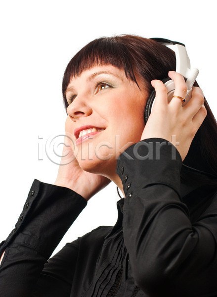 행복 사람 여자 한명 JPG 포토 해외이미지 검은색 고립 듣기 미소(표정) 백그라운드 음악 이어폰 해외202004 헤드폰 흰색