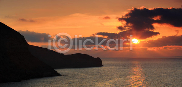 미래 신비 이동 희망 사람없음 JPG 포토 해외이미지 구름 드넓은 물 바다 빛 산 수면 안개 야외 여름 외관 우크라이나 일몰 자연 큼 파노라마 파도 풍경 해외202004 해외포토 환경